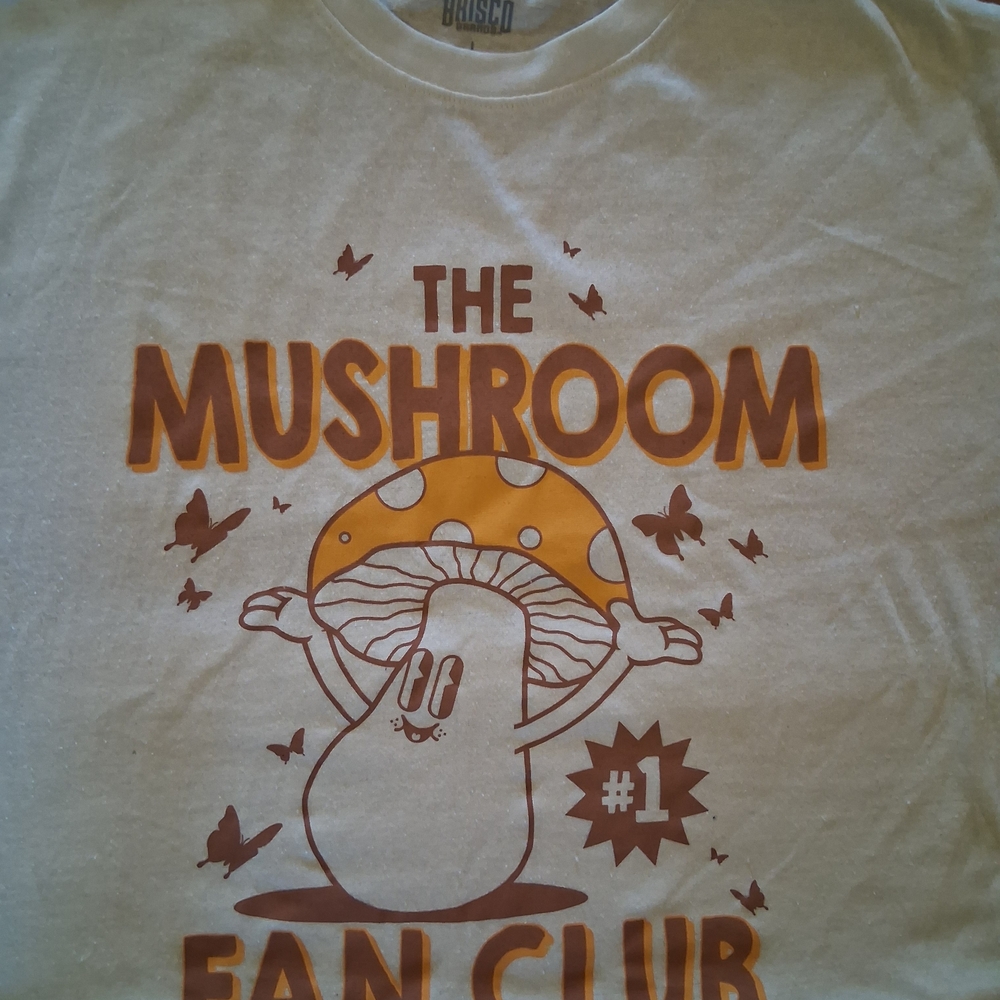 White and Orange Short Sleeve Tshirt with Mushroom Design Sz L